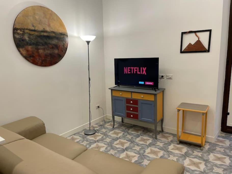 Casa Luciano Al San Carlo Apartment Napoli Ngoại thất bức ảnh